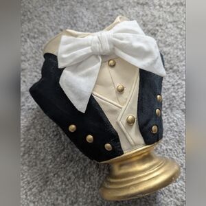 Ashland Tuxedo Candle Holder